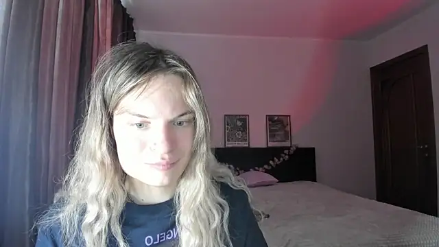 milliKira006's Live XXX Chat