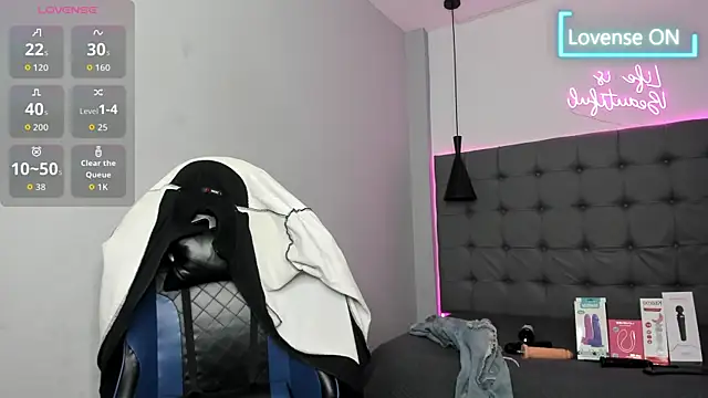 Chat XXX en directo de scarletcherry18