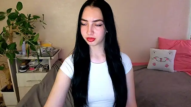 WildKittenX_ – Live XXX-chat