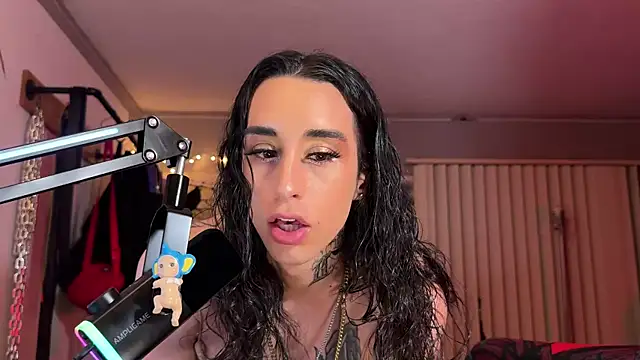 xoFrankie Chat XXX live