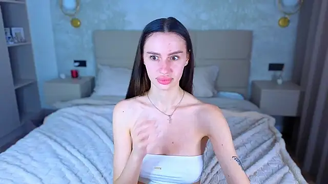 Snow_WhiteeeX Adlı Modelin Canlı XXX Sohbeti