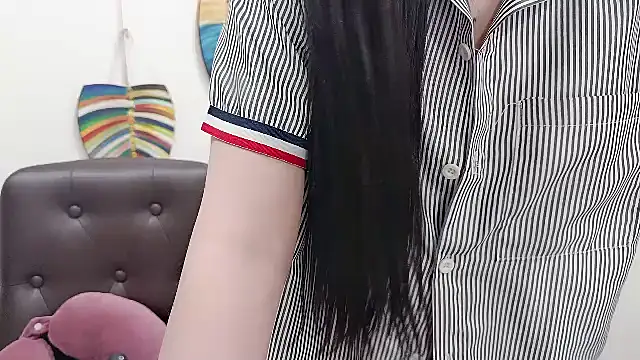 Ari-sweetyn Live XXX chat
