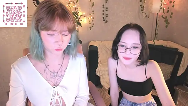 แชท XXX สดของ Elira_Vane