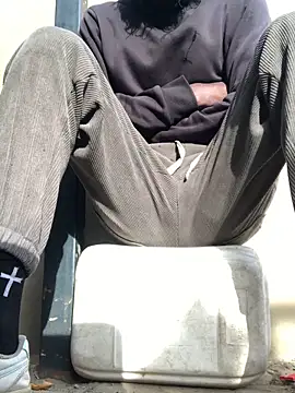 Big_B_Cock_1 即時 XXX 聊天