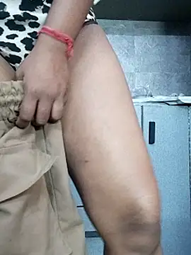 Laxmi_89n Live XXX chat