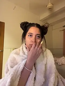 Chat +18 de Nhefertary ao vivo