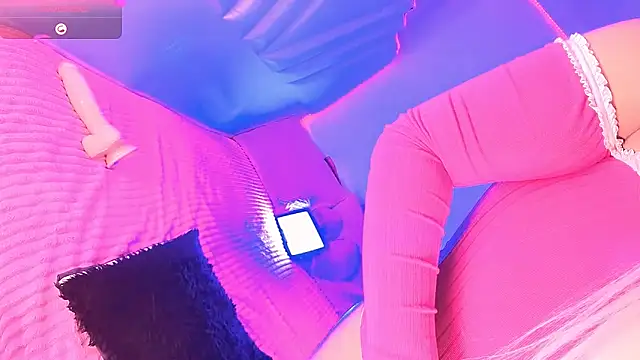 Valentina_Smith1_ Adlı Modelin Canlı XXX Sohbeti