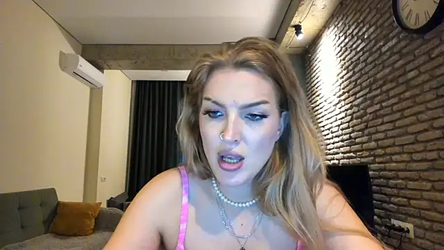 XXX chat uživo modela fifteenpoem