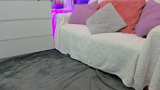 Reina_Cummings: απευθείας συνομιλία ΧΧΧ