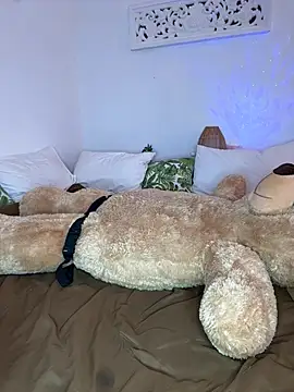 Chat +18 de asraifae ao vivo