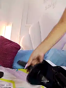 Kaylachannell 现场XXX聊天