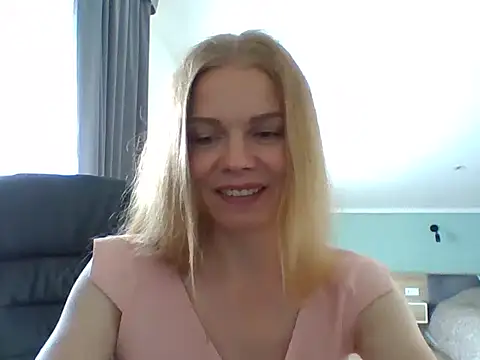 Tina5394のライブXXXチャット