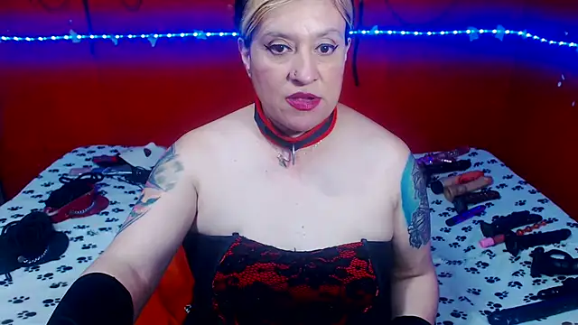 MATURE_Randy লাইভ XXX চ্যাট