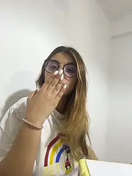 baddieasiantv's Live XXX Chat