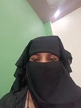 Aafreen_36 Adlı Modelin Canlı XXX Sohbeti