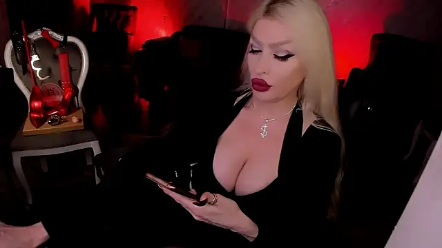Chat XXX ao vivo de FinDomGod