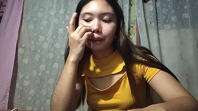 RegenaKhanponaphan Live XXX Chat