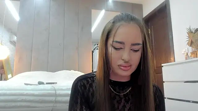 دردشة EmeraldKatt الجنسية المباشرة