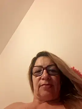 gisela27 Chat XXX in diretta
