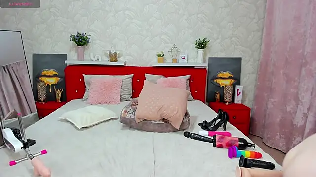 Chat +18 de KattyPeachX ao vivo
