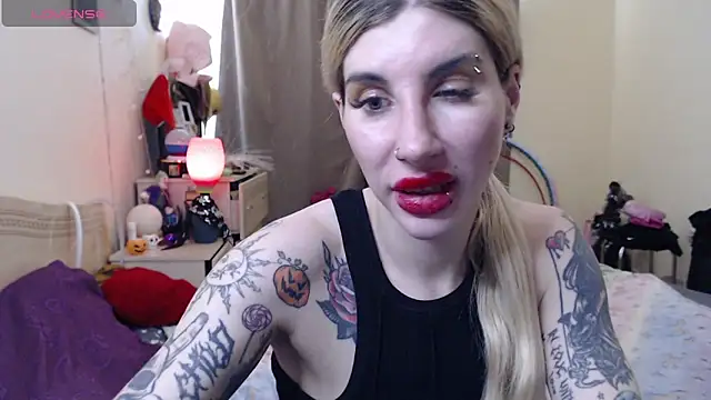 BLACKPeonyy's Live XXX Chat