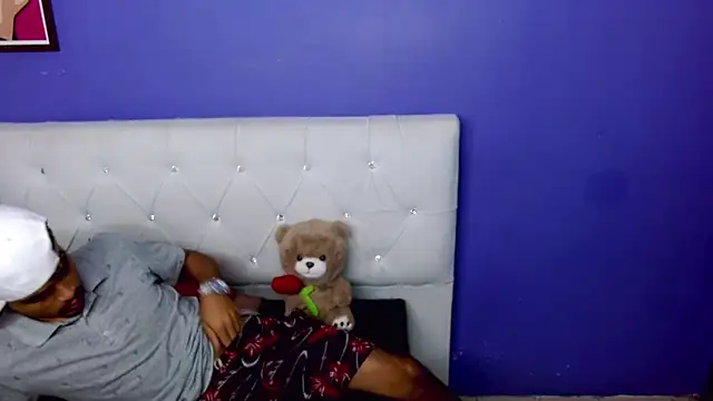 Angel_foxc13 – Naživo XXX chat