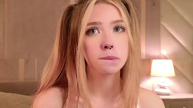 Sierra_Fane's Live XXX Chat