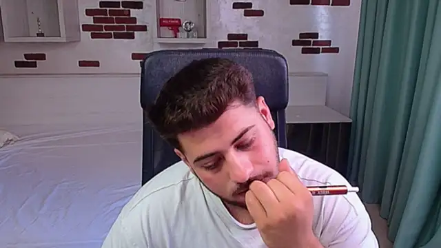DaxGreer's Live XXX Chat