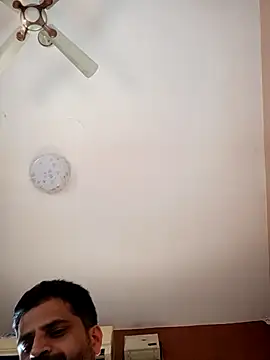 daddy_beauty 即時 XXX 聊天