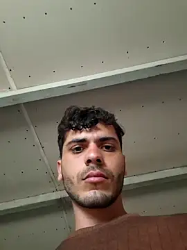 Chat XXX ao vivo de Handsomeboy3344