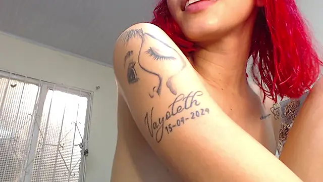 Chat XXX en directo de dulce_petite69