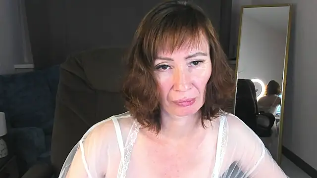 gracekellyyy XXX чат на живо