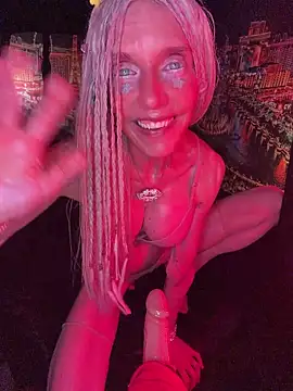 1NikiVegas' Live XXX Chat