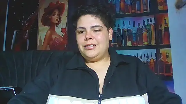 Chat XXX en directo de Hailey_Curvy