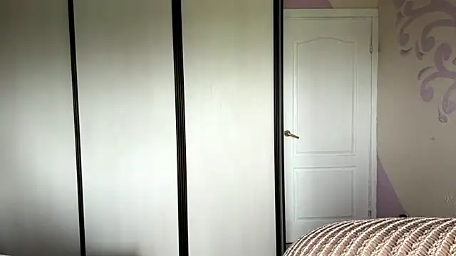 ScarlettRosy's Live XXX Chat
