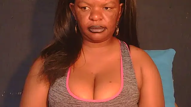 XXX chat uživo modela ebony_rose11