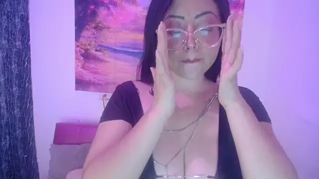 isa__crazy__ Adlı Modelin Canlı XXX Sohbeti