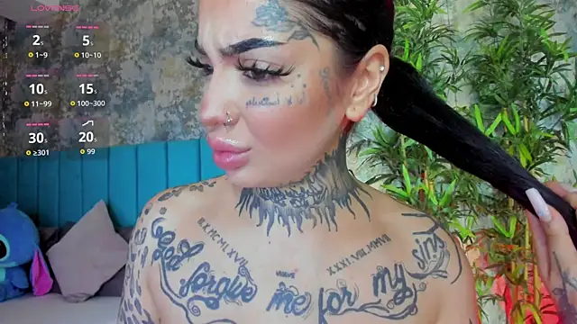 Chat +18 de CreamyInkky_ ao vivo
