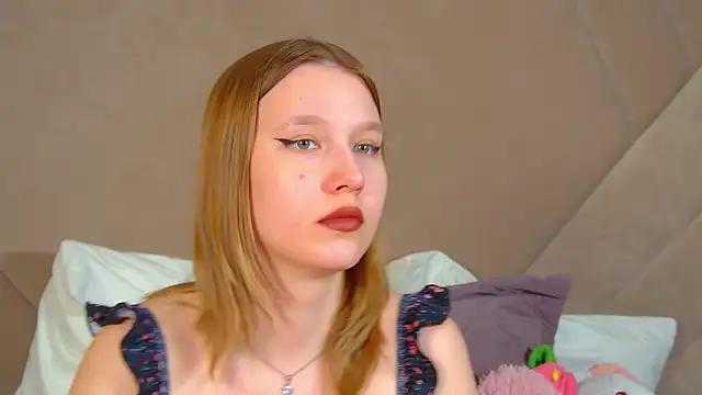 دردشة LiliLinn الجنسية المباشرة