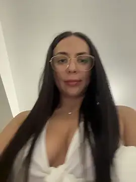 Chat +18 de Bunny_Lush ao vivo