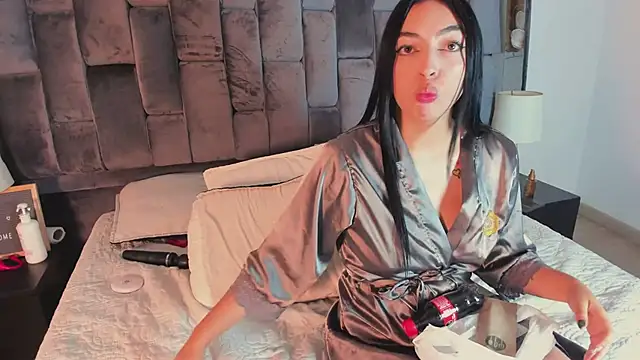 Ashly_bloom_ Chat XXX in diretta