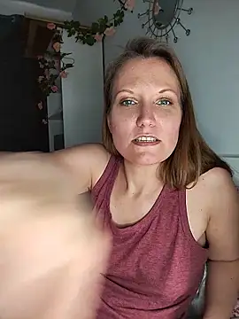 Chat +18 de Candy_Cougar ao vivo