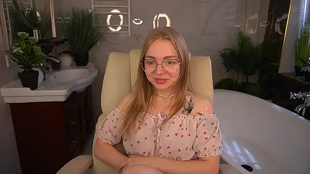 צ'אט XXX בשידור חי של EmilySunshineS