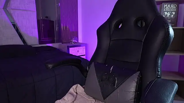 CleeoAdams_ – Naživo XXX chat