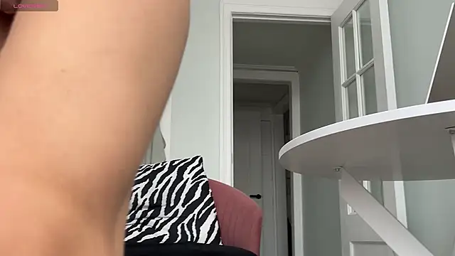 XXX chat uživo modela WhiteAnni