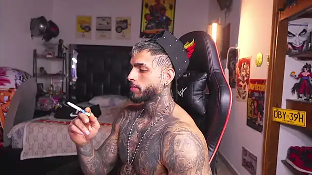 Živý XXX chat logan_hugh8