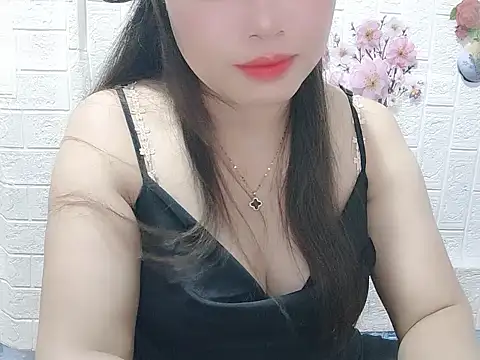 Kimlii-lie Chat XXX live