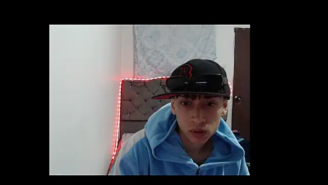 Caos_Parker Chat XXX in diretta