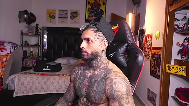 Živý XXX chat logan_hugh8