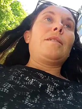 Онлайн чат XXX MerelinMILf2